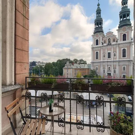 Market Square Spot *