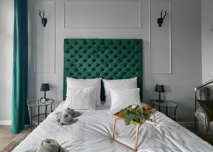 Market Square Spot Apartment *