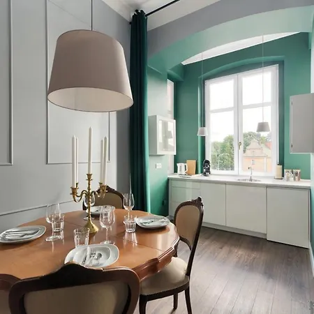 Market Square Spot *