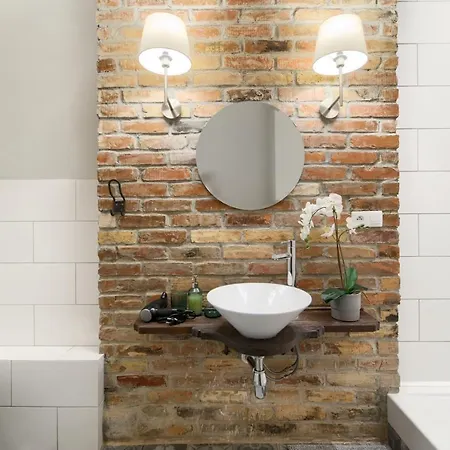Market Square Spot Apartment *