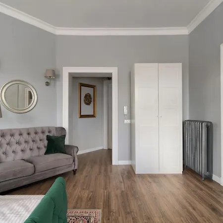 Market Square Spot *